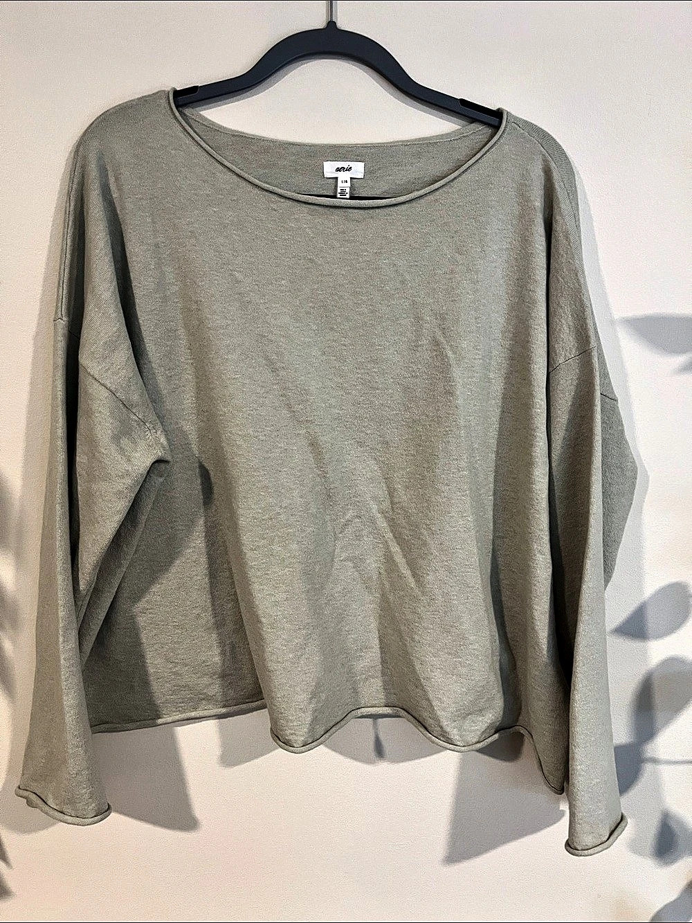 aerie Light sweater Top in light green Size Large